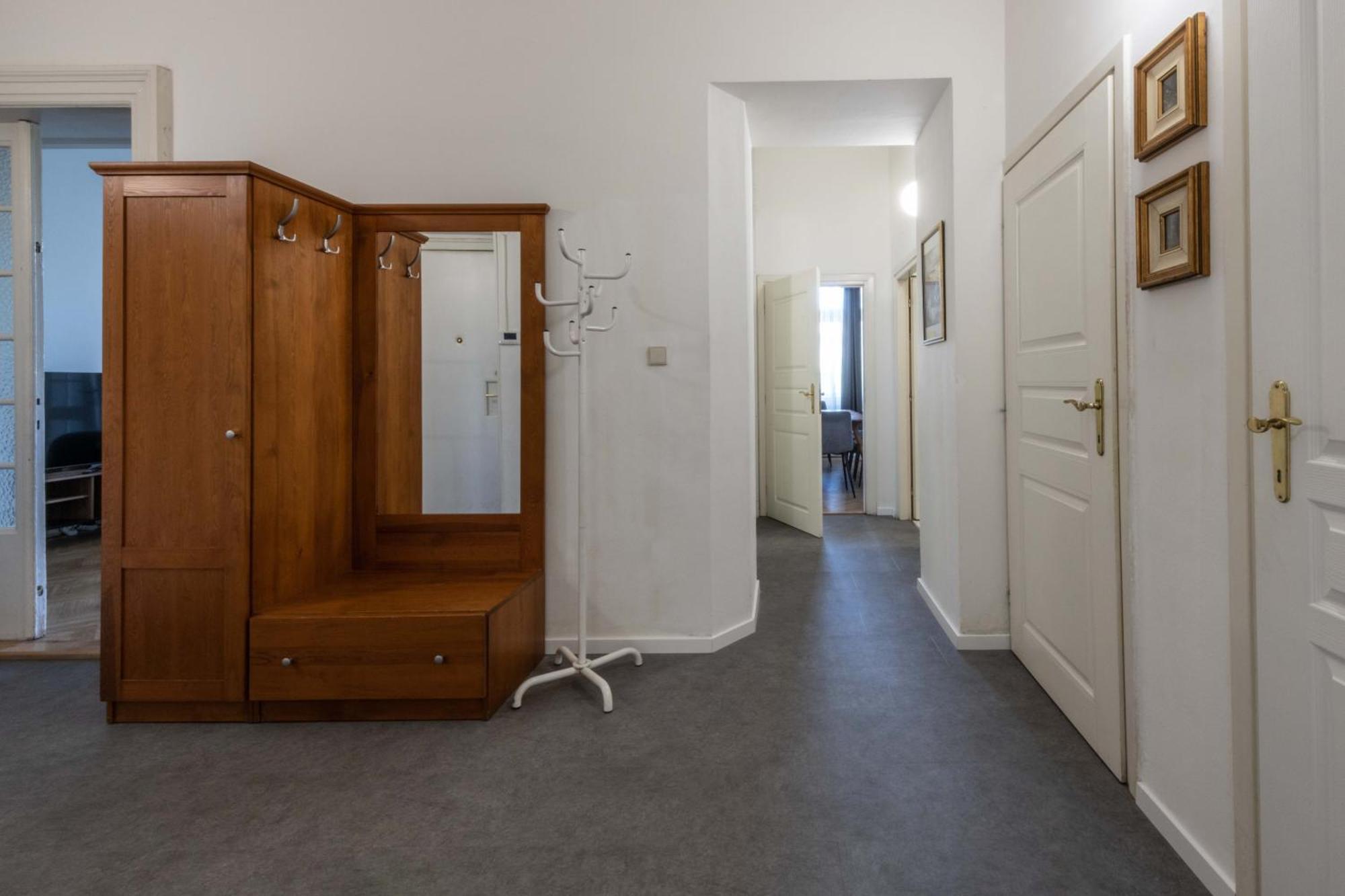 Centrally Located 3Bd Home Near National Museum Praha Eksteriør bilde